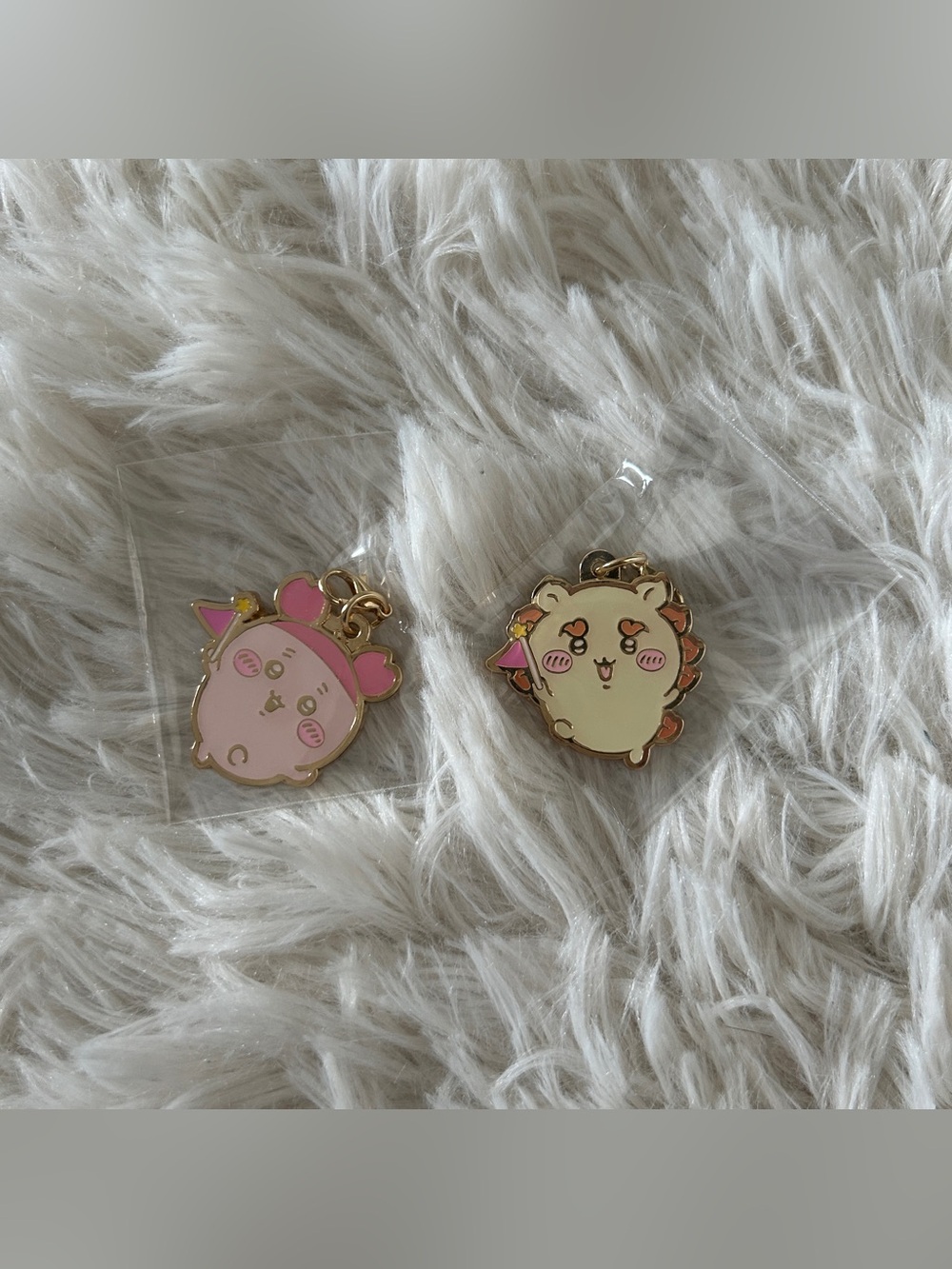 Chiikawa Park Japanese Exclusive Shisa and Furuhonya Keychain Charms
